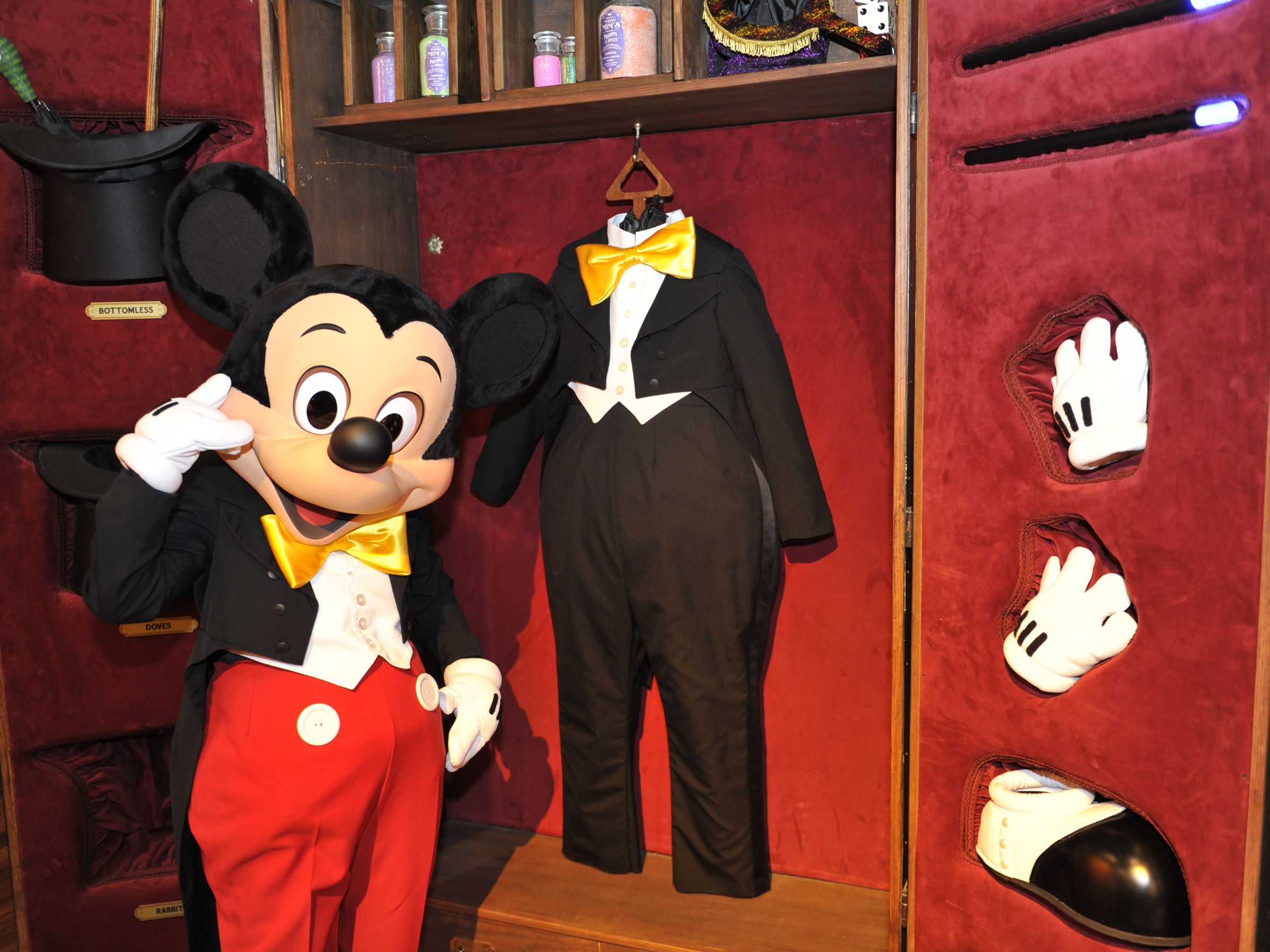 Detail Mickey Image Nomer 36