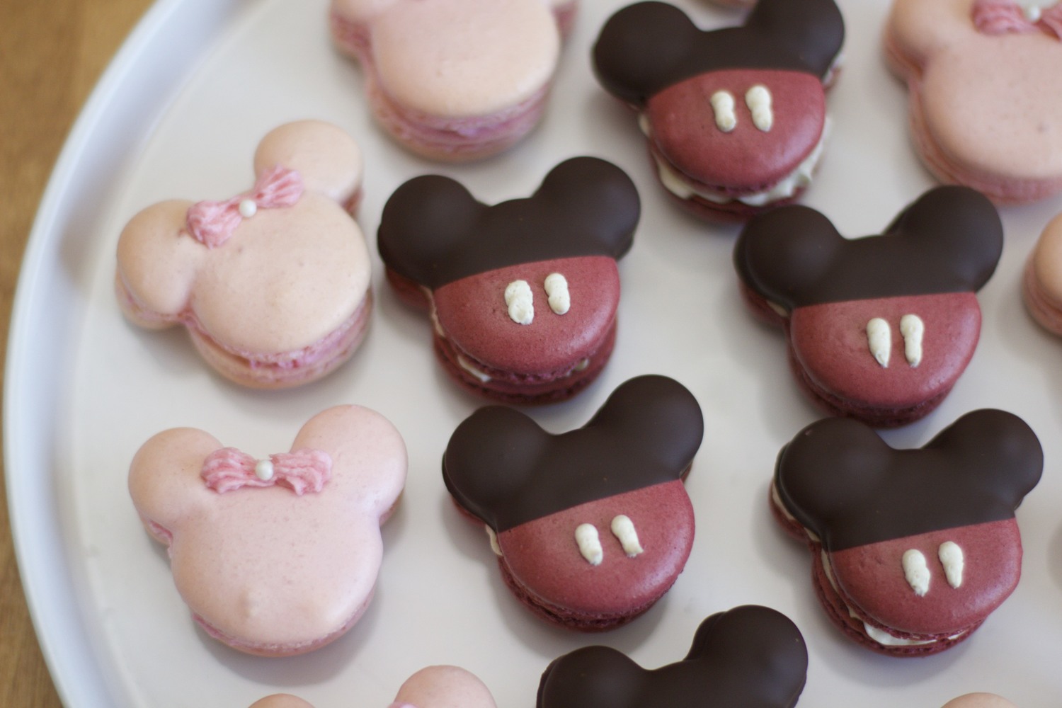 Detail Mickey Macaron Nomer 22