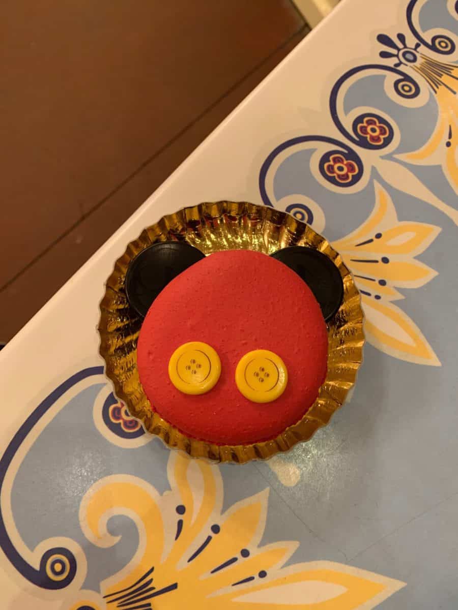 Detail Mickey Macaron Nomer 38