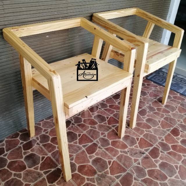 Detail Kursi Dari Kayu Pinus Nomer 2