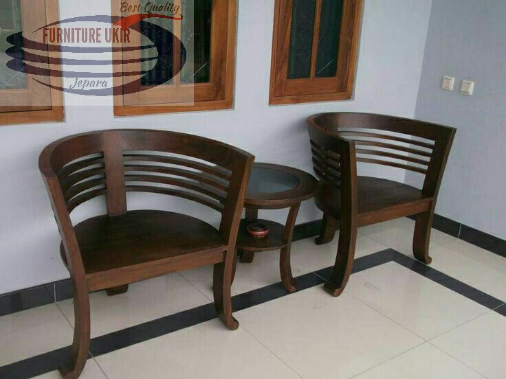 Detail Kursi Minimalis Depan Rumah Nomer 21