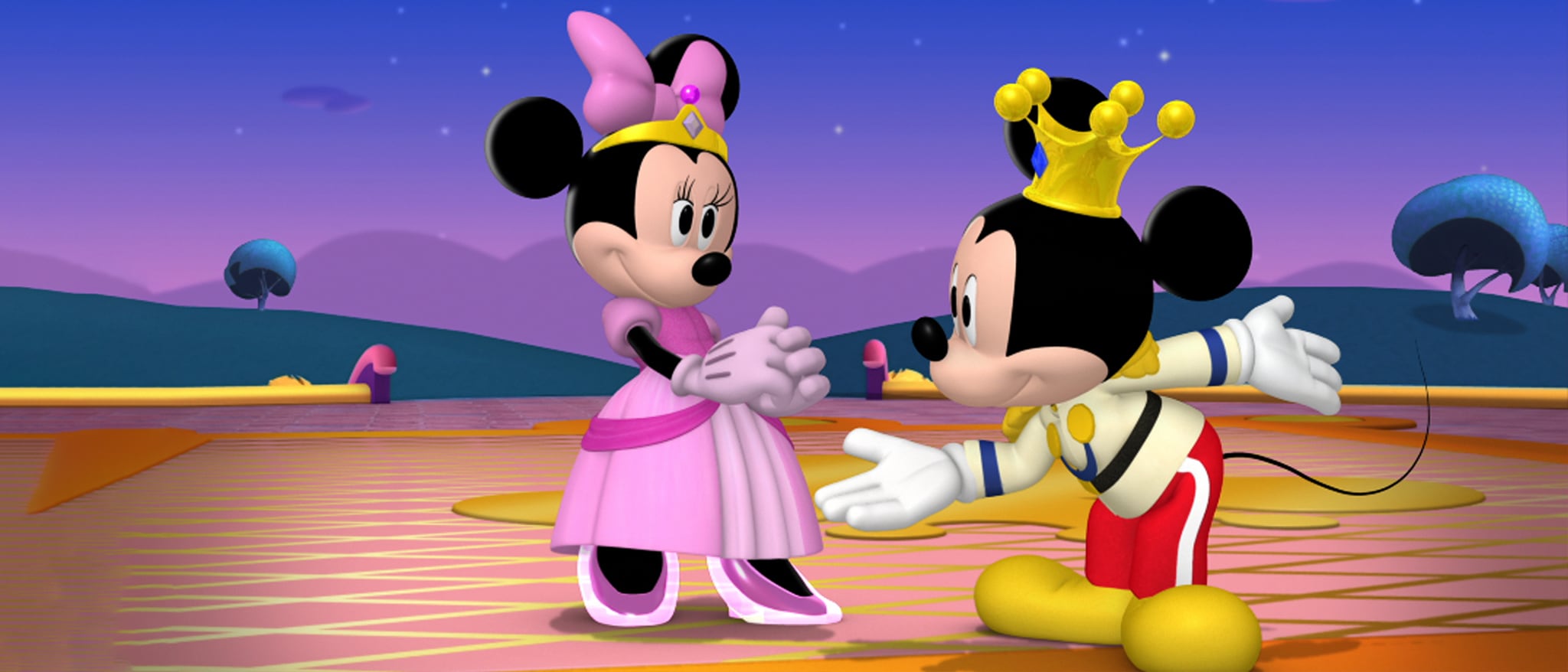 Detail Mickey Mouse And Minnie Mouse Picture Nomer 55