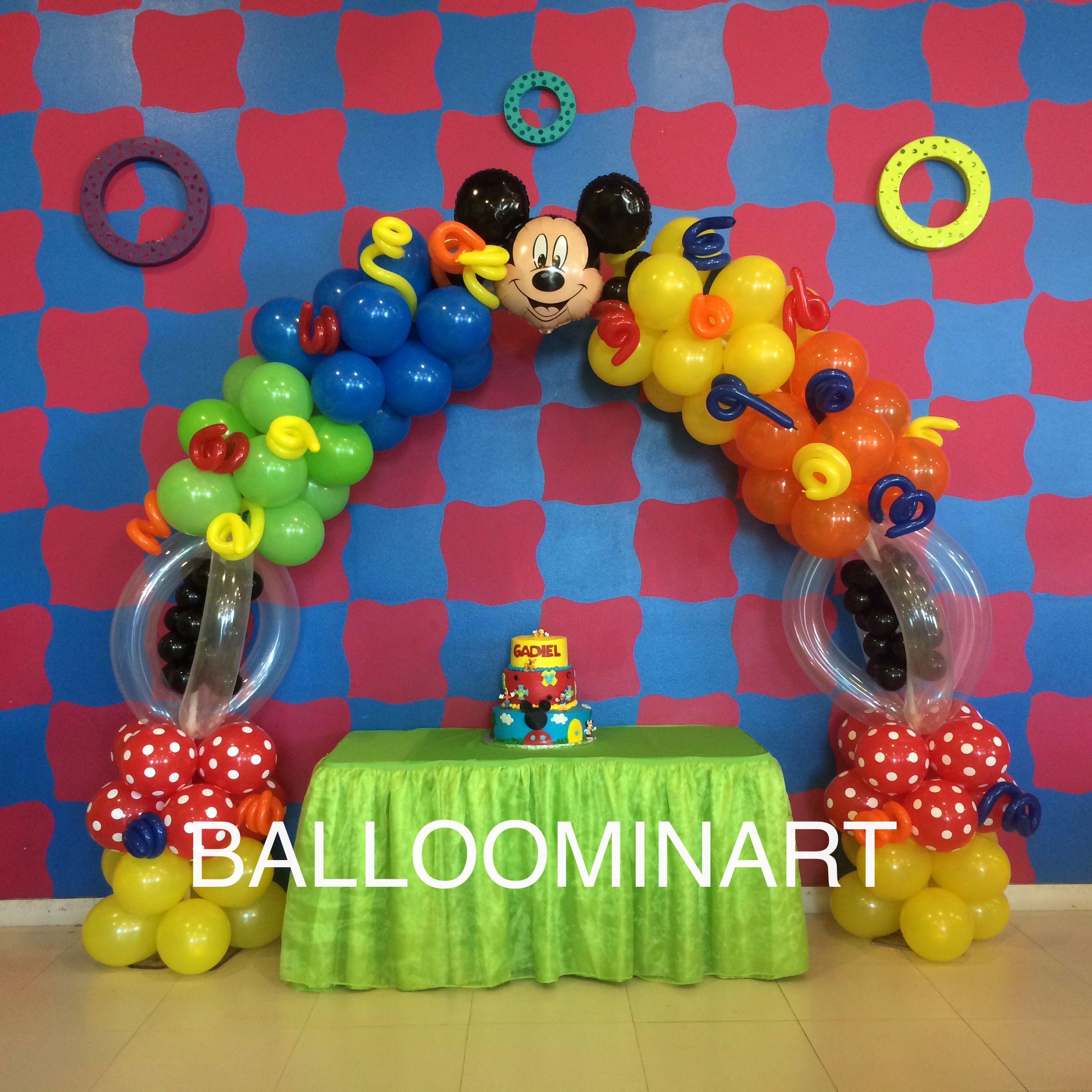 Detail Mickey Mouse Balloon Columns Nomer 39