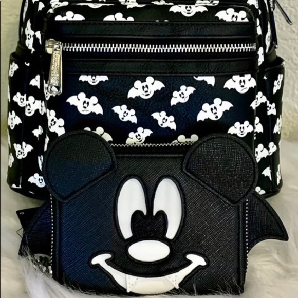 Detail Mickey Mouse Bat Backpack Nomer 53
