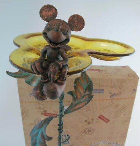 Detail Mickey Mouse Bird Bath Fountain Nomer 18