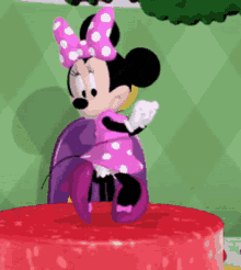 Detail Mickey Mouse Breakdance Nomer 44