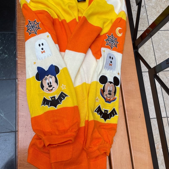 Detail Mickey Mouse Candy Corn Cardigan Nomer 26