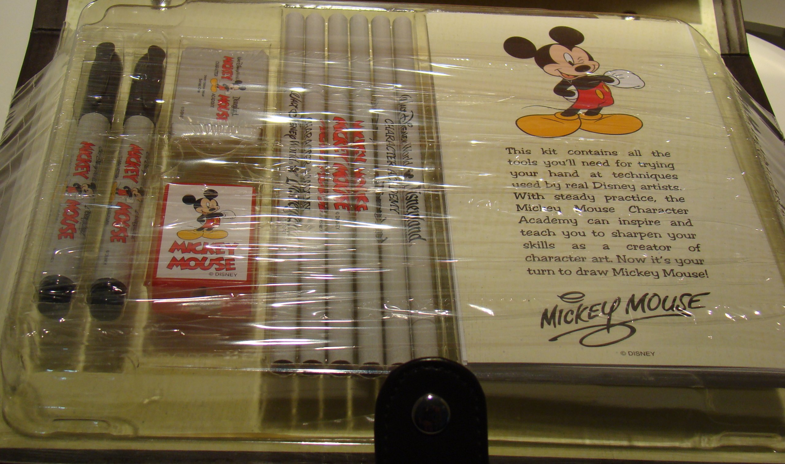 Detail Mickey Mouse Characters Nomer 56