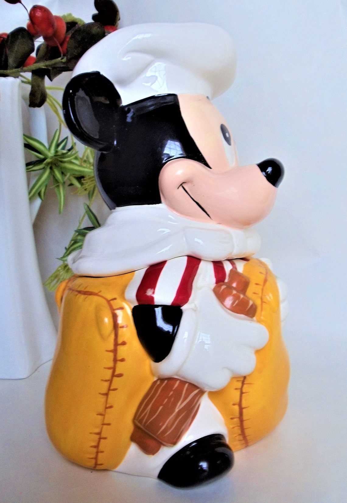 Detail Mickey Mouse Chef Cookie Jar Nomer 6