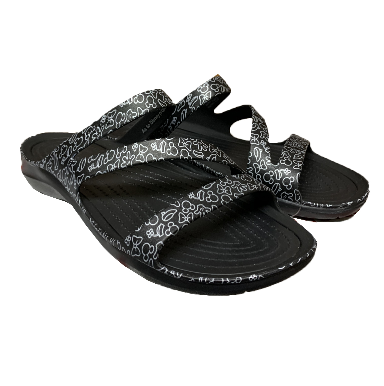 Detail Mickey Mouse Croc Sandals Nomer 4