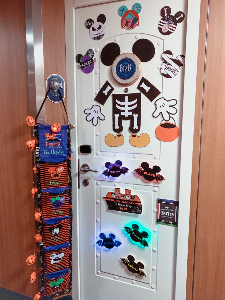 Detail Mickey Mouse Cruise Door Magnets Nomer 22