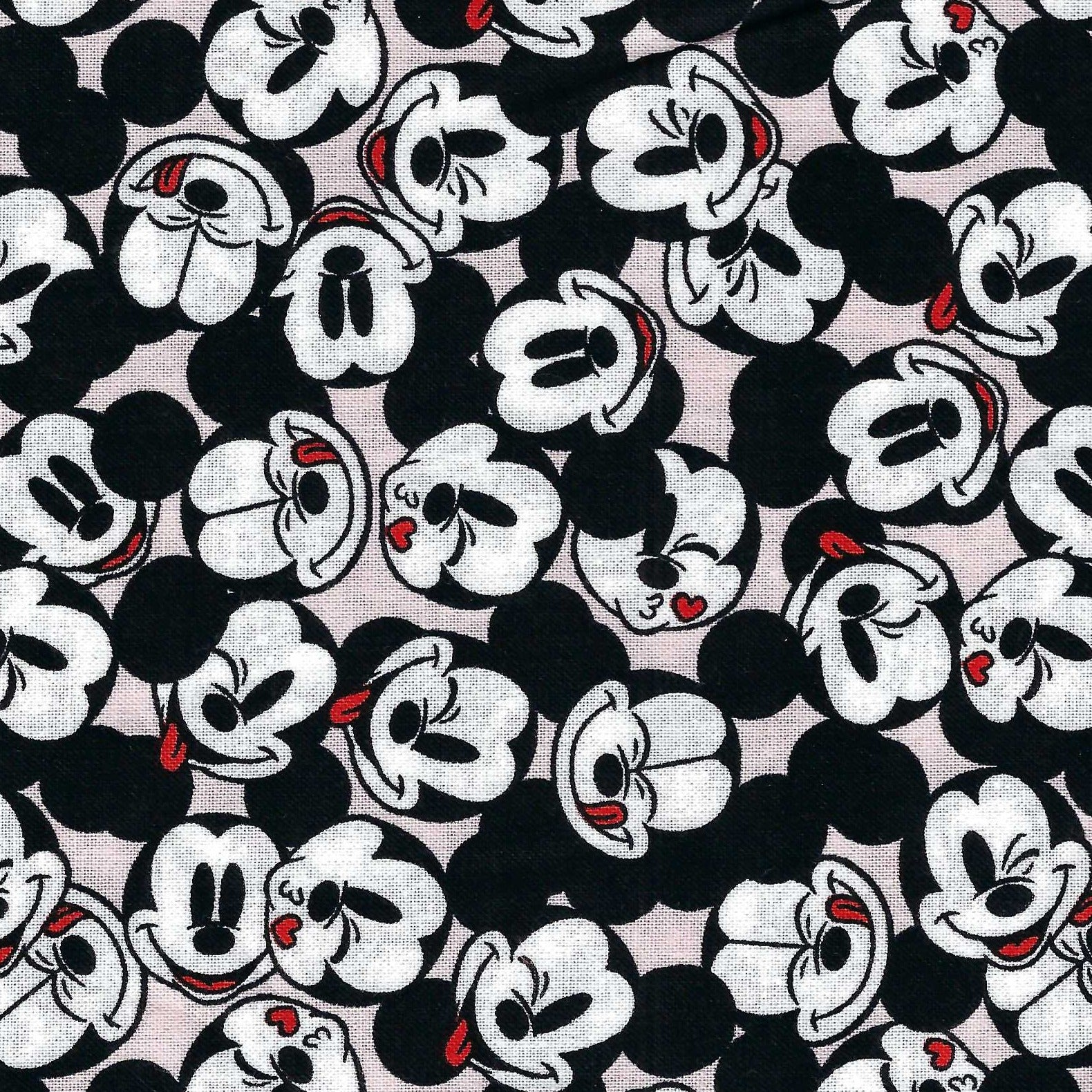 Detail Mickey Mouse Face Images Nomer 16