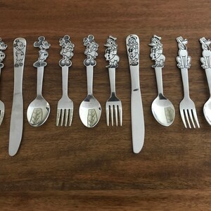 Detail Mickey Mouse Fork And Spoon Nomer 17