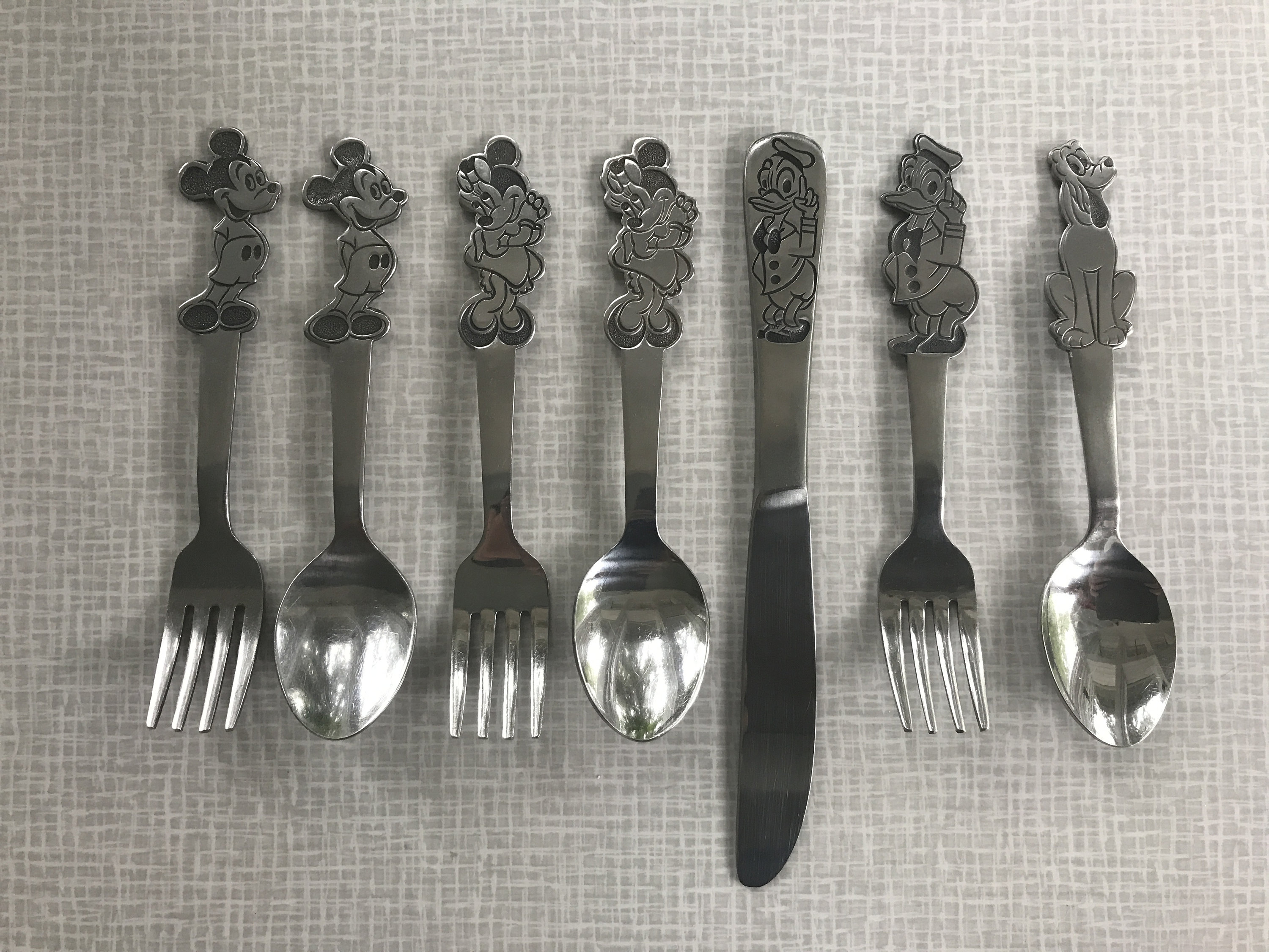 Detail Mickey Mouse Fork And Spoon Nomer 34