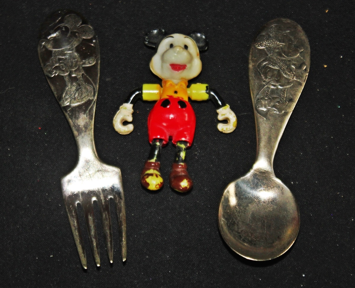 Detail Mickey Mouse Fork And Spoon Nomer 37