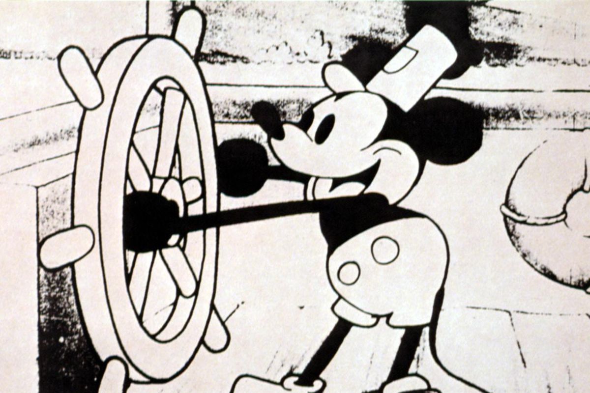 Detail Mickey Mouse Foto Nomer 24