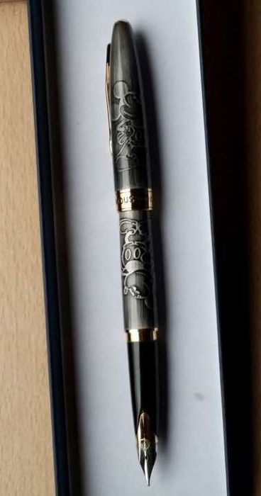 Detail Mickey Mouse Fountain Pen Nomer 12