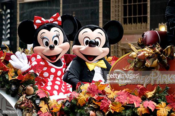Detail Mickey Mouse Free Picture Nomer 25