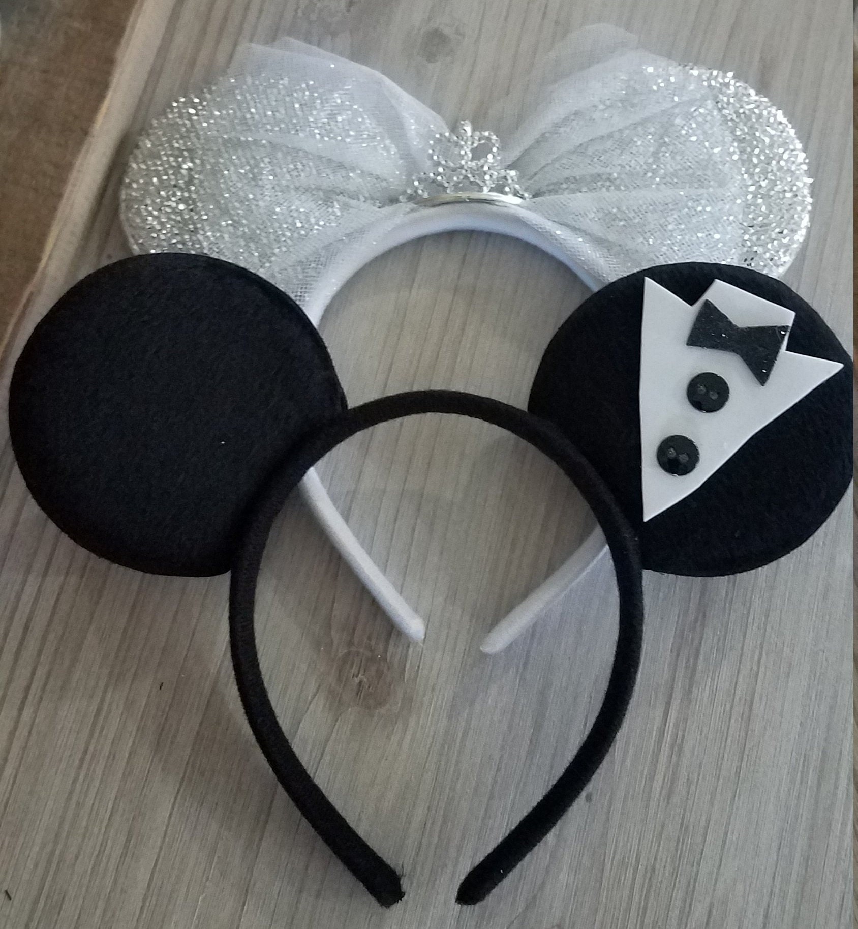 Detail Mickey Mouse Groom Ears Nomer 18