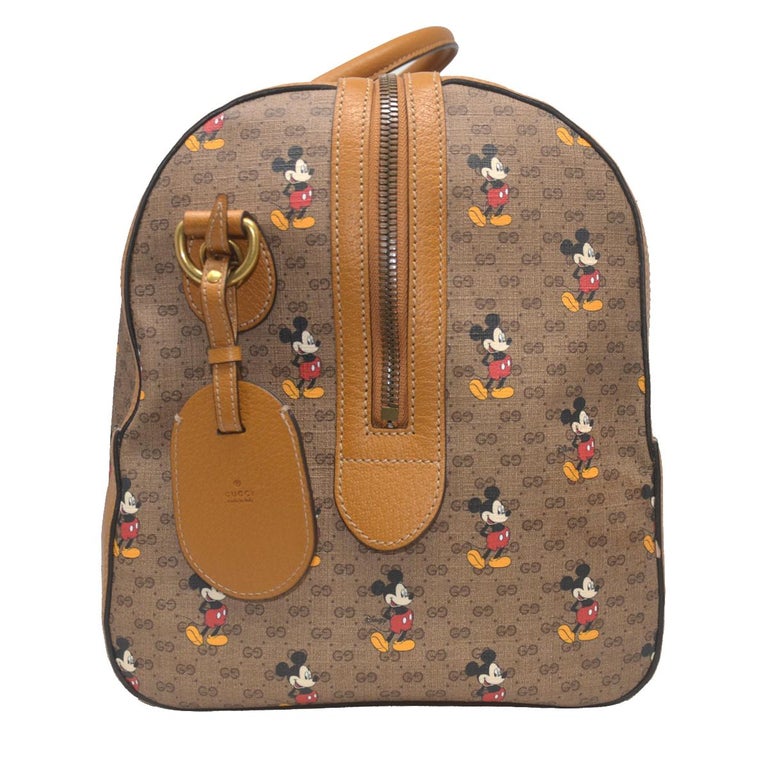 Detail Mickey Mouse Gucci Backpack Nomer 56
