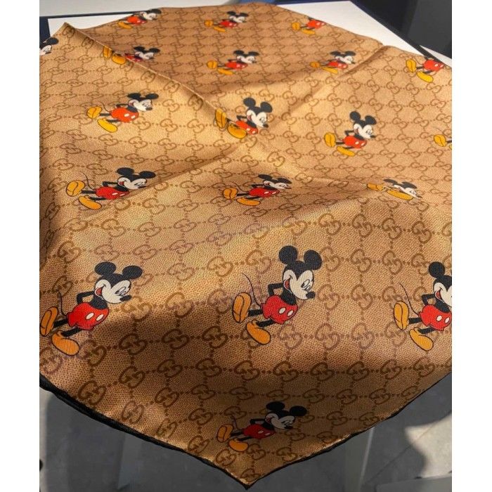 Detail Mickey Mouse Gucci Scarf Nomer 12