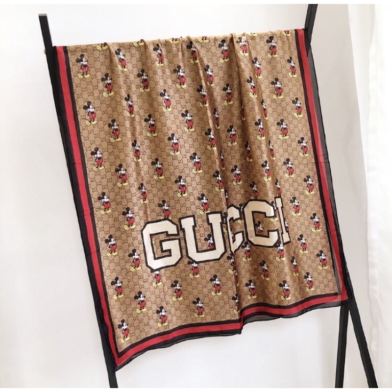 Detail Mickey Mouse Gucci Scarf Nomer 21