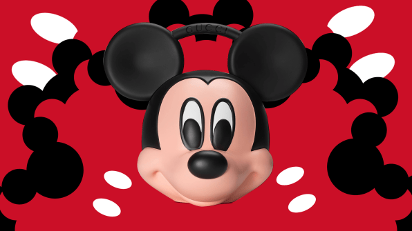 Detail Mickey Mouse Life Size Animated Character Nomer 25