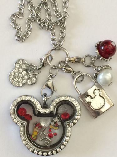 Detail Mickey Mouse Living Locket Nomer 36