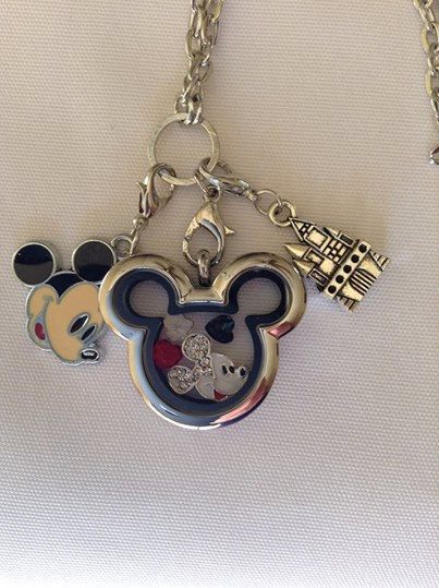 Detail Mickey Mouse Locket Nomer 15