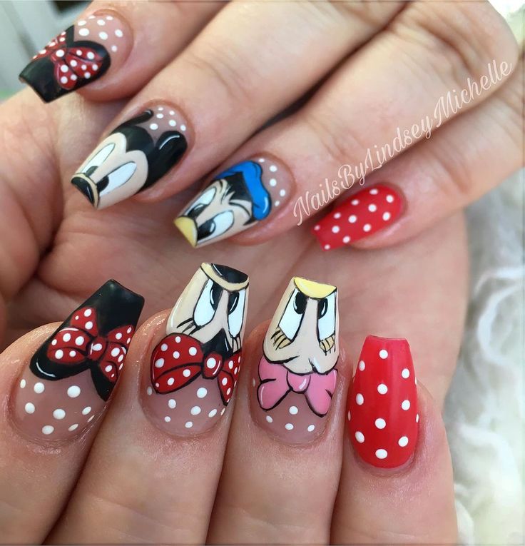 Detail Mickey Mouse Nails Design Nomer 12