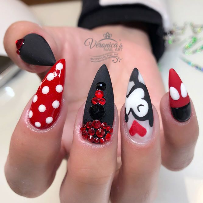 Detail Mickey Mouse Nails Design Nomer 19