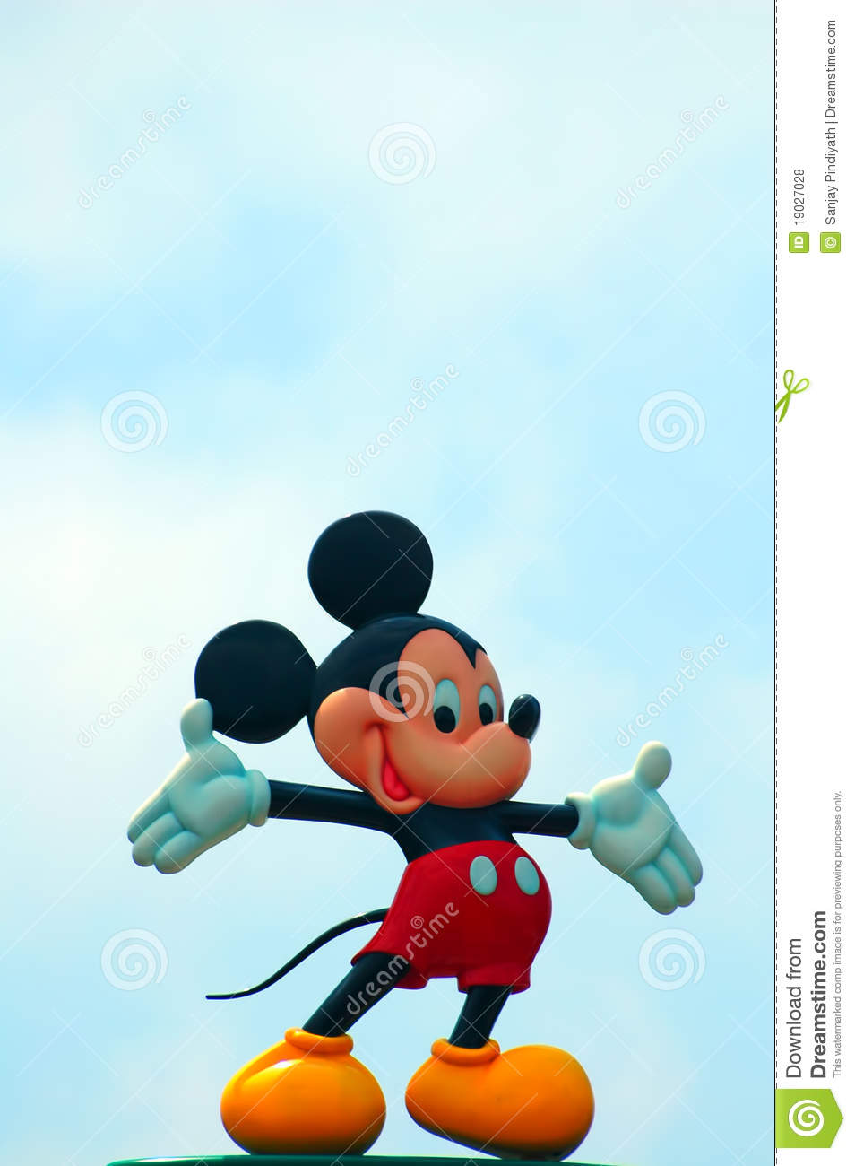 Detail Mickey Mouse Picture Download Nomer 39