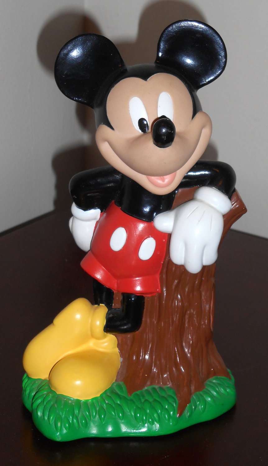 Detail Mickey Mouse Piggy Bank Nomer 46
