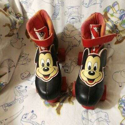 Detail Mickey Mouse Roller Skates Nomer 10