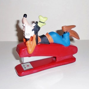 Detail Mickey Mouse Stapler Nomer 22