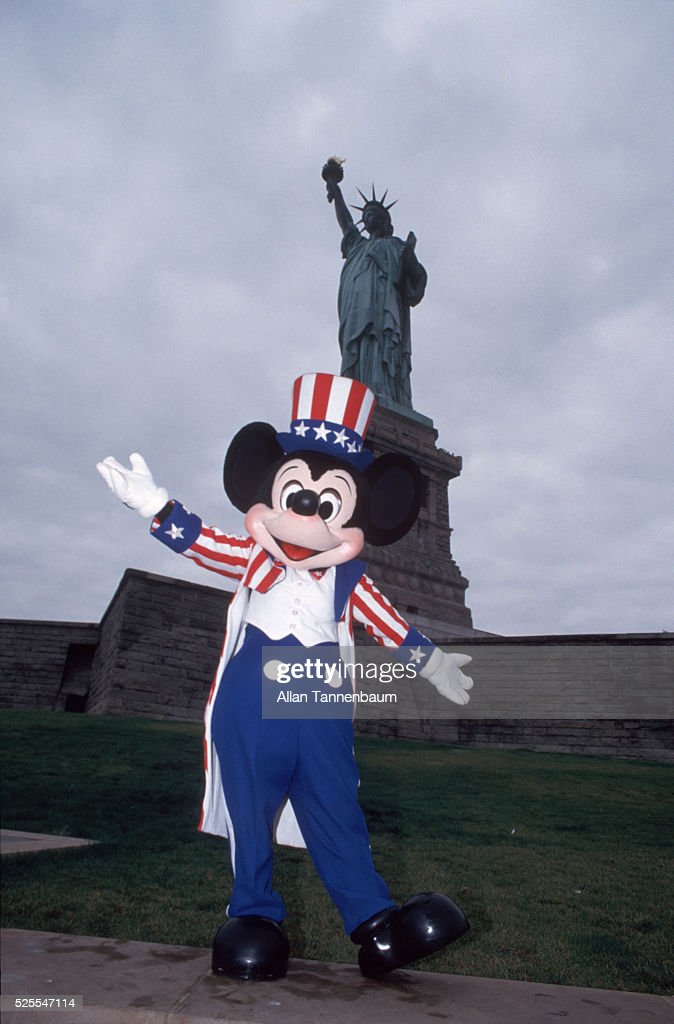 Detail Mickey Mouse Statue Of Liberty Nomer 55