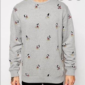 Detail Mickey Mouse Sweater Vans Nomer 18