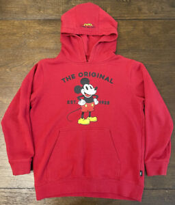 Detail Mickey Mouse Sweater Vans Nomer 47