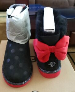 Detail Mickey Mouse Ugg Boots Nomer 42