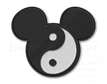 Detail Mickey Mouse Yin Yang Nomer 9