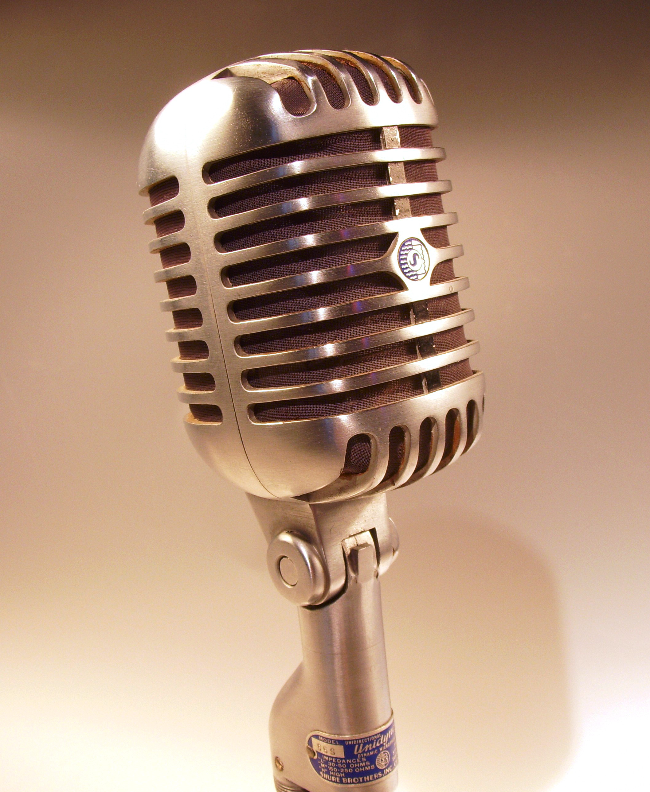 Microphone Image - KibrisPDR