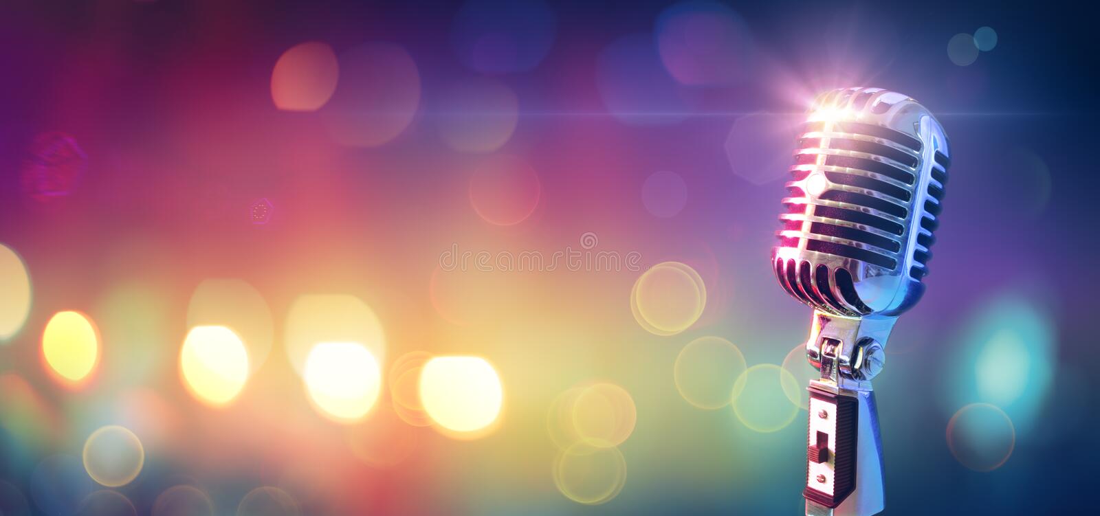 Detail Microphone Images Free Nomer 10
