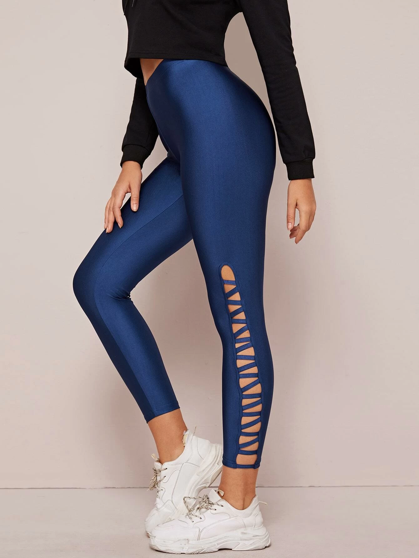 Detail Ladder Cutout Leggings Nomer 25