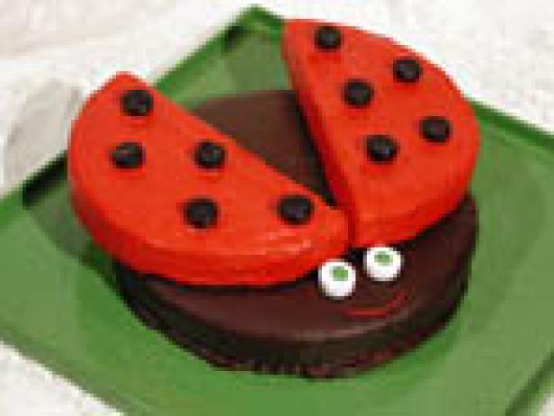 Detail Ladybug Cake Pan Nomer 18