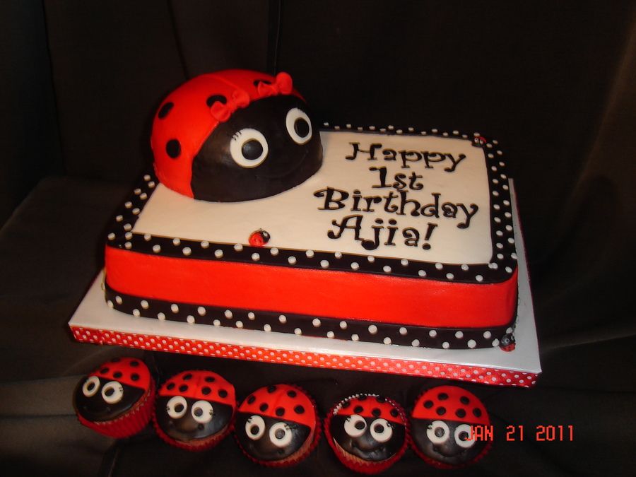 Detail Ladybug Cakes For 1st Birthdays Nomer 2