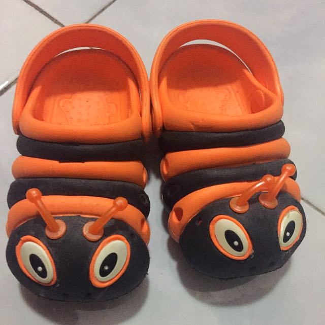 Detail Ladybug Crocs Nomer 38