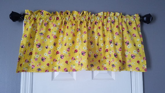 Detail Ladybug Curtains Nomer 20