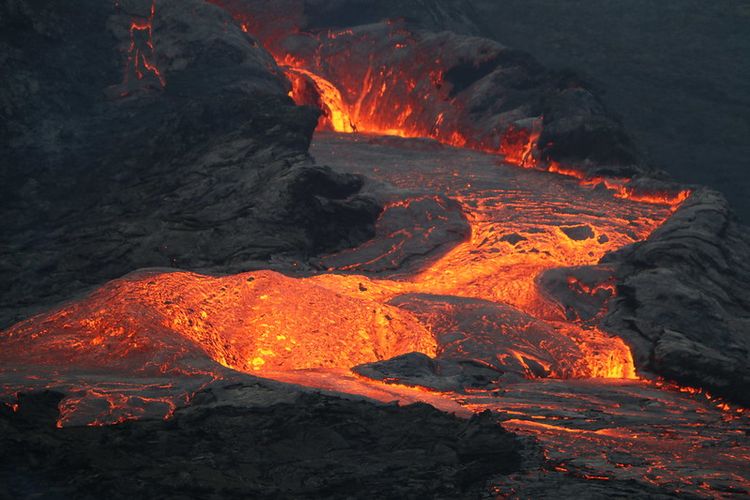 Detail Lahar Lava Magma Nomer 2