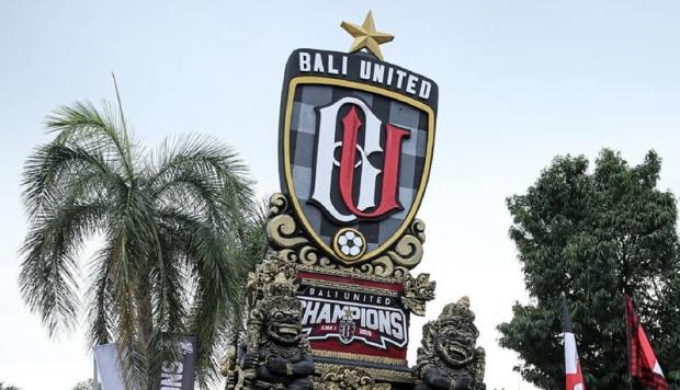 Detail Lambang Bali United Nomer 48