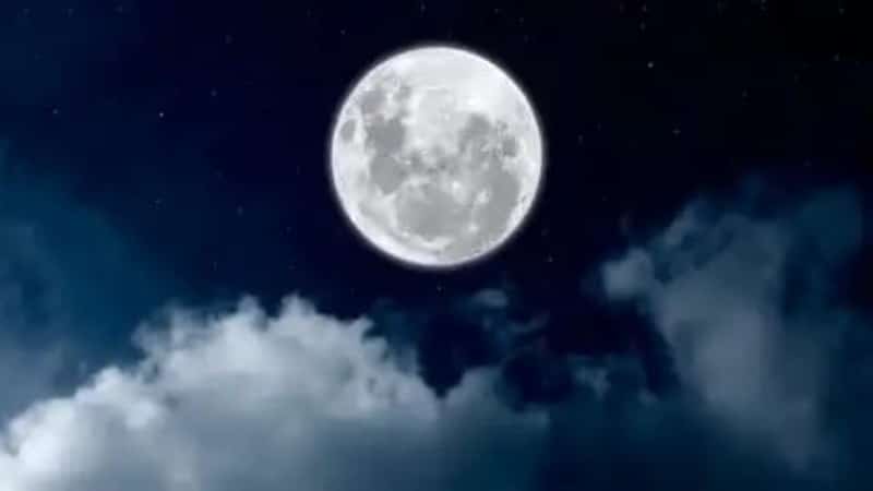 Detail Mimpi Melihat Bulan Sabit Nomer 39